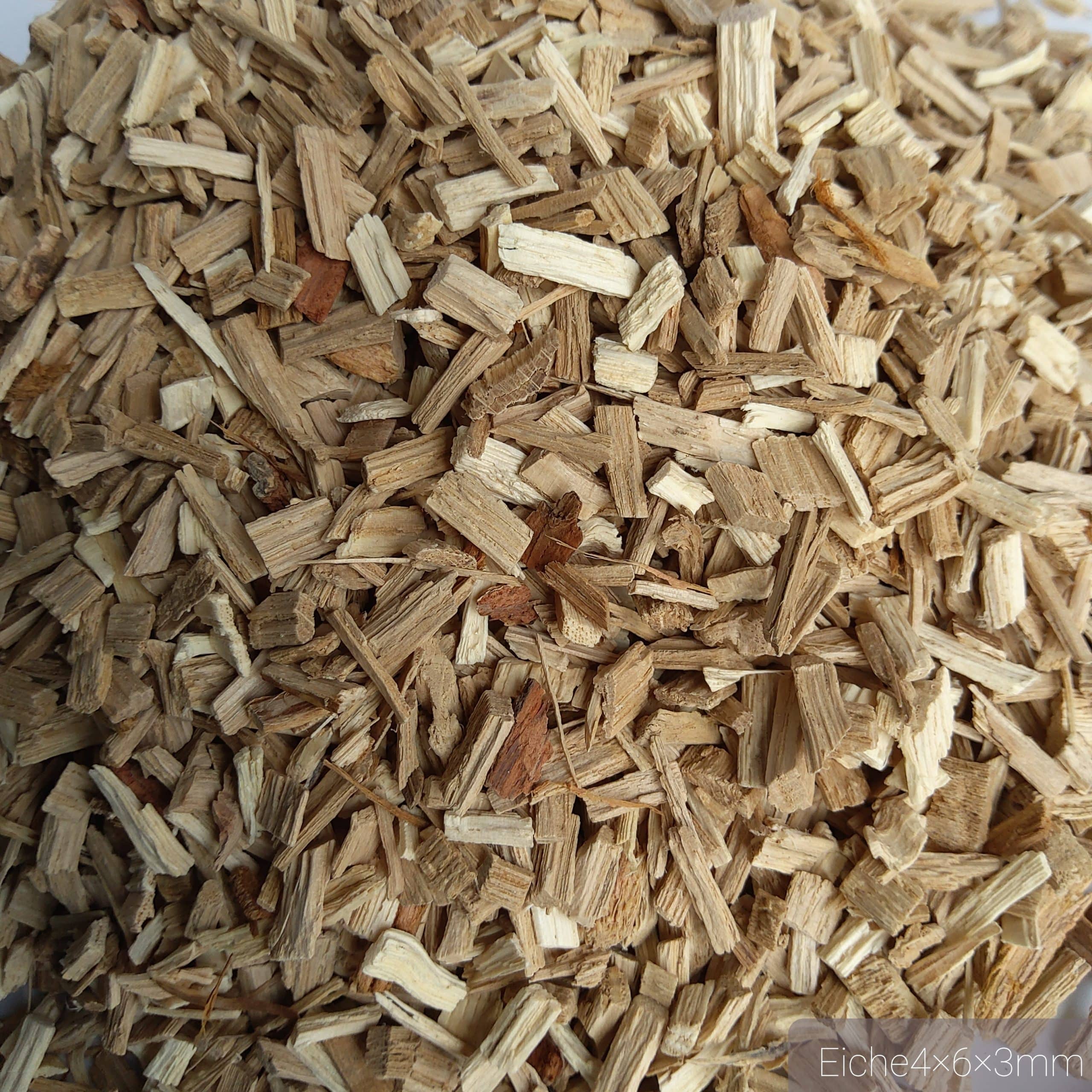 Räucherchips von der Eiche 4x6x3 mm